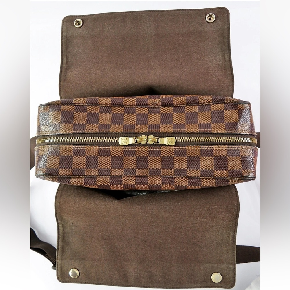 Louis Vuitton Damier Ebene Messenger Bag - Picture 7 of 14